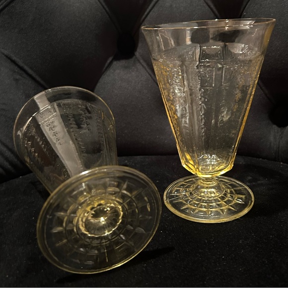 A set of 1930s Anchor Hocking Depression glass princess topaz - Picture 3 of 5